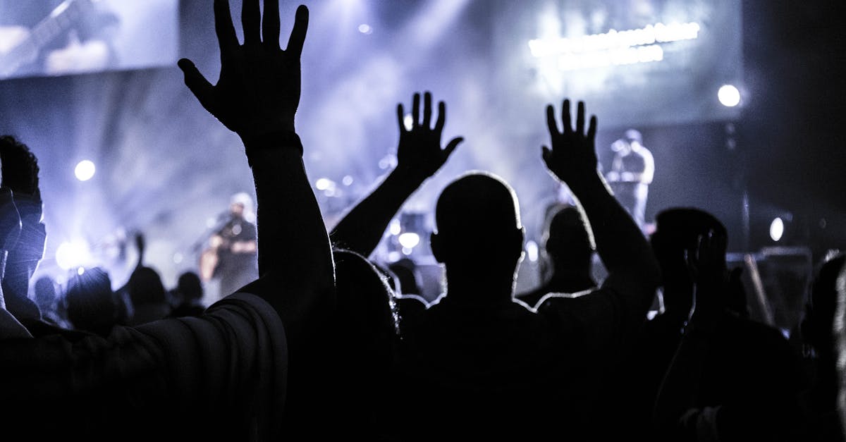 découvrez des stratégies efficaces pour améliorer l'engagement de votre audience. explorez des techniques innovantes pour captiver votre public et renforcer les interactions, que ce soit sur les réseaux sociaux, lors d'événements ou à travers votre contenu.