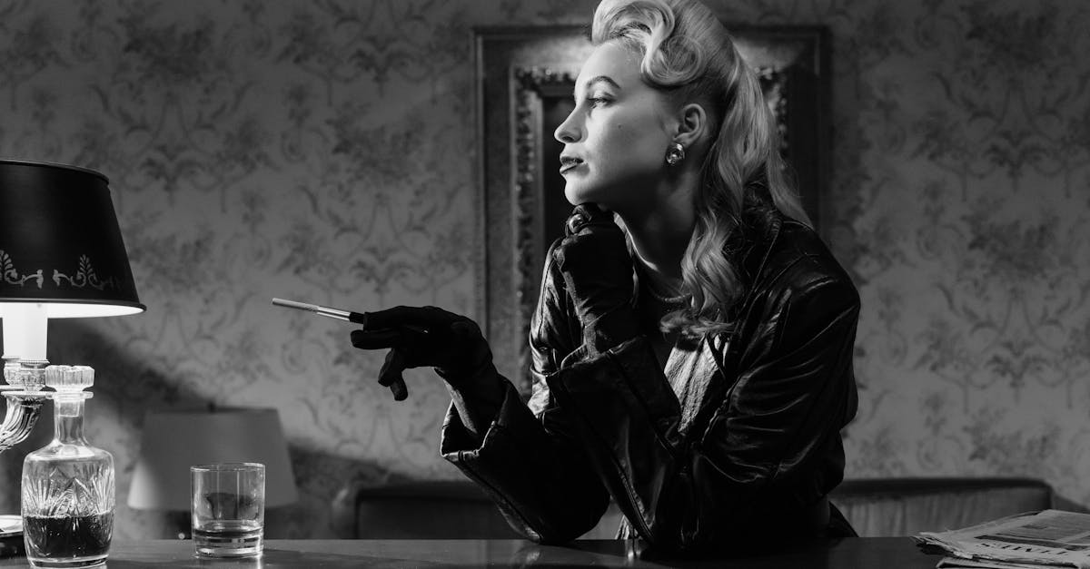 découvrez l'essence de notre intrigue captivante avec 'plot'. plongez dans un récit riche en rebondissements et en surprises, qui vous tiendra en haleine du début à la fin.