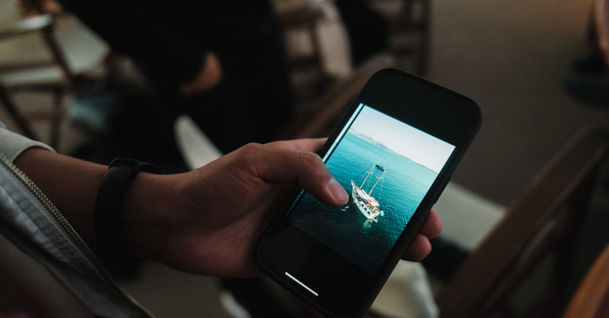 découvrez des photographes inspirants qui capturent la beauté du monde à travers leur lentille. explorez leur créativité, leurs techniques uniques et les histoires derrière leurs œuvres captivantes.